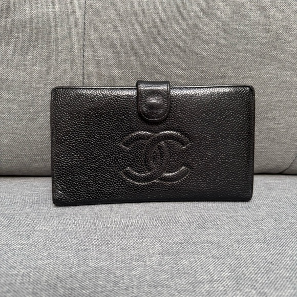 ❌SOLD❌AUTHENTIC CHANEL Black Caviar Wallet  with Box & Card & adjustable Chains✨ - Picture 7 of 17